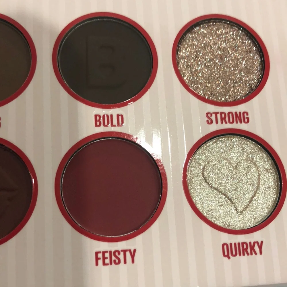Betty Boop unafraid to‎ be me 10 shases eyeshadow and face mirrored palette new